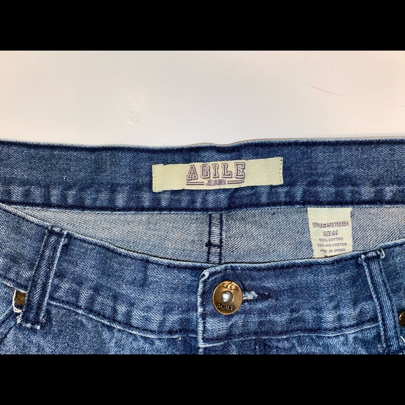 Agile Denim Distressed Denim Jeans - Picture 5 of 7